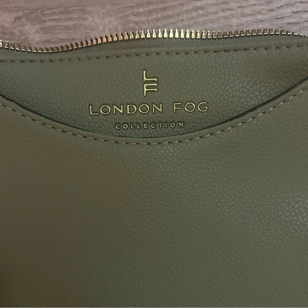 NWT London Fog Bella Pebble Crossbody - Picture 7 of 9